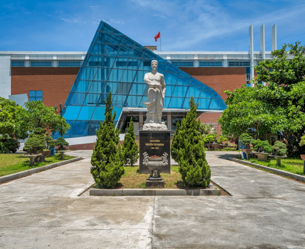 Dien Hai is a historic site that showcases Vietnam’s struggle against French colonial forces, ideal for history buffs
